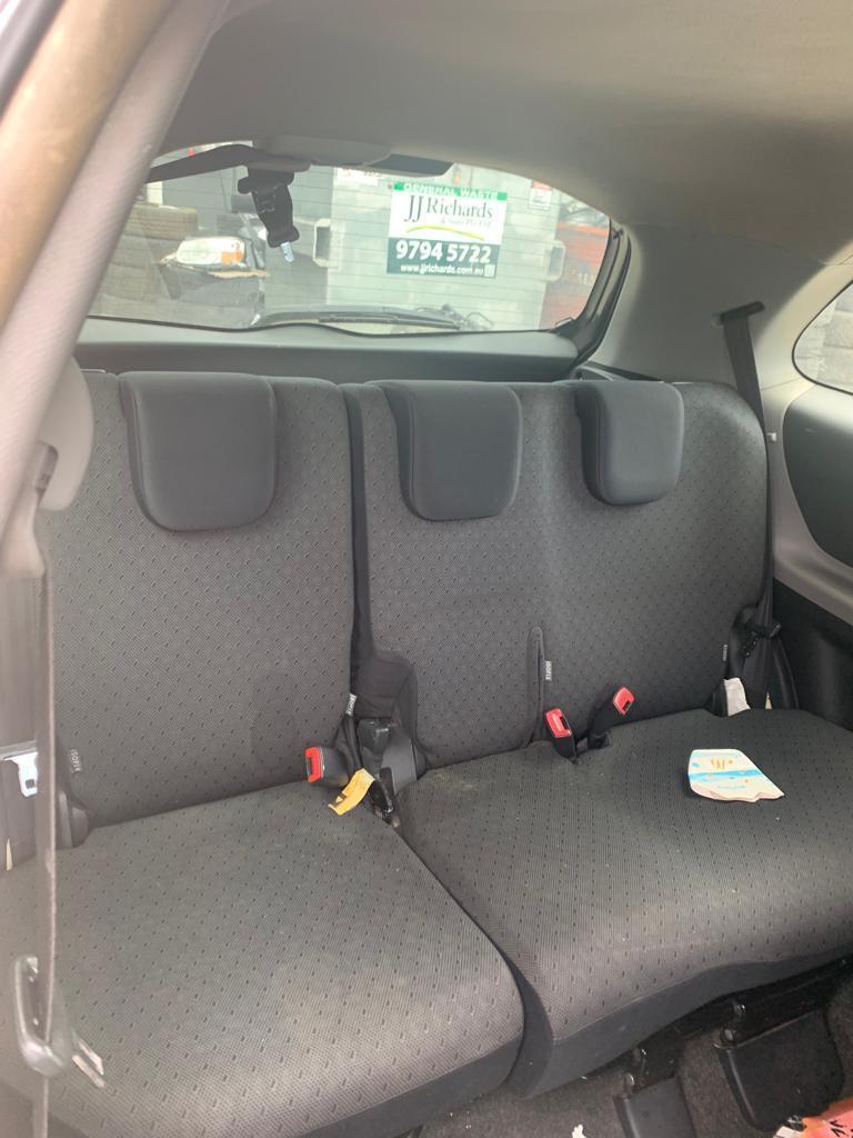 Toyota yaris 2011 isofix hotsell