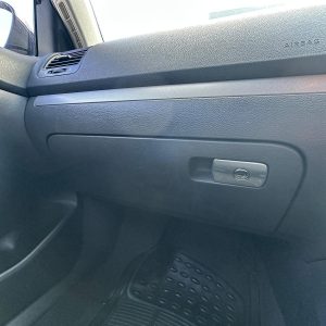 VOLKSWAGEN JETTA 1KM 02/2006-07/2011 GLOVE BOX