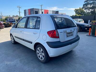 HYUNDAI GETZ TB 10/2005-09/2011 LEFT FRONT SEAT 5DR HATCHBACK - Image 4