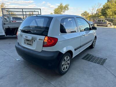 HYUNDAI GETZ TB 09/2002-09/2011 LEFT REAR SIDE GLASS 3DR HATCHBACK - Image 6