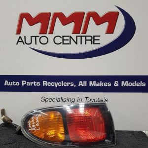 DAEWOO LANOS LEFT TAILLIGHT 5DR HATCH 09/97-10/03 97 98 99 00 01 02 03