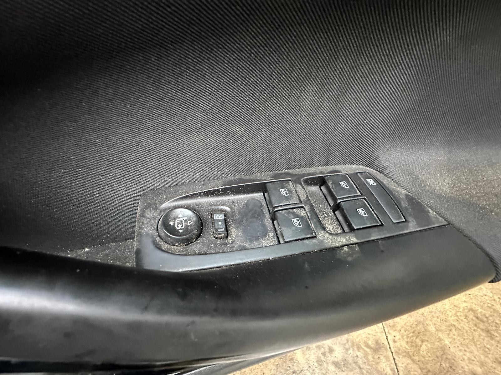 HOLDEN ASTRA BK-BL 09/2016-12/2020 RIGHT FRONT MASTER SWITCH 5DR HATCH