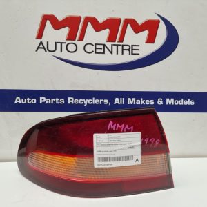 HOLDEN COMMODORE LEFT TAILLIGHT VT S1 SEDAN (AMBER BLINKER TYPE) 09/97-05/99 97