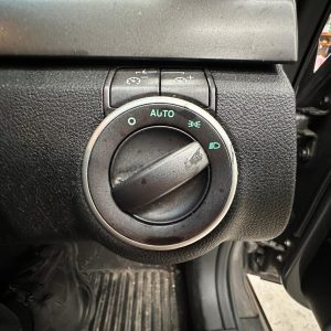 HOLDEN COMMODORE VE 08/2006-05/2013 HEADLAMP SWITCH BLACK P/N 92200141 92177964