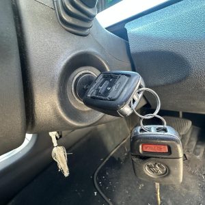 HOLDEN COMMODORE VE 08/2006-05/2013 IGNITION WITH KEY