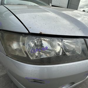 HOLDEN COMMODORE VZ 08/2004-09/2007 RIGHT HEADLAMP BLACK INSERT P/N 92122225