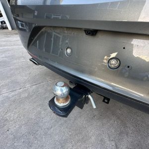 HOLDEN COMMODORE ZB 10/2017-12/2020 TOWBAR GENUINE HATCHBACK