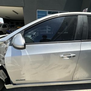 HOLDEN CRUZE 2009-2017 LEFT FRONT DOOR WINDOW JG-JH, 03/09-01/17