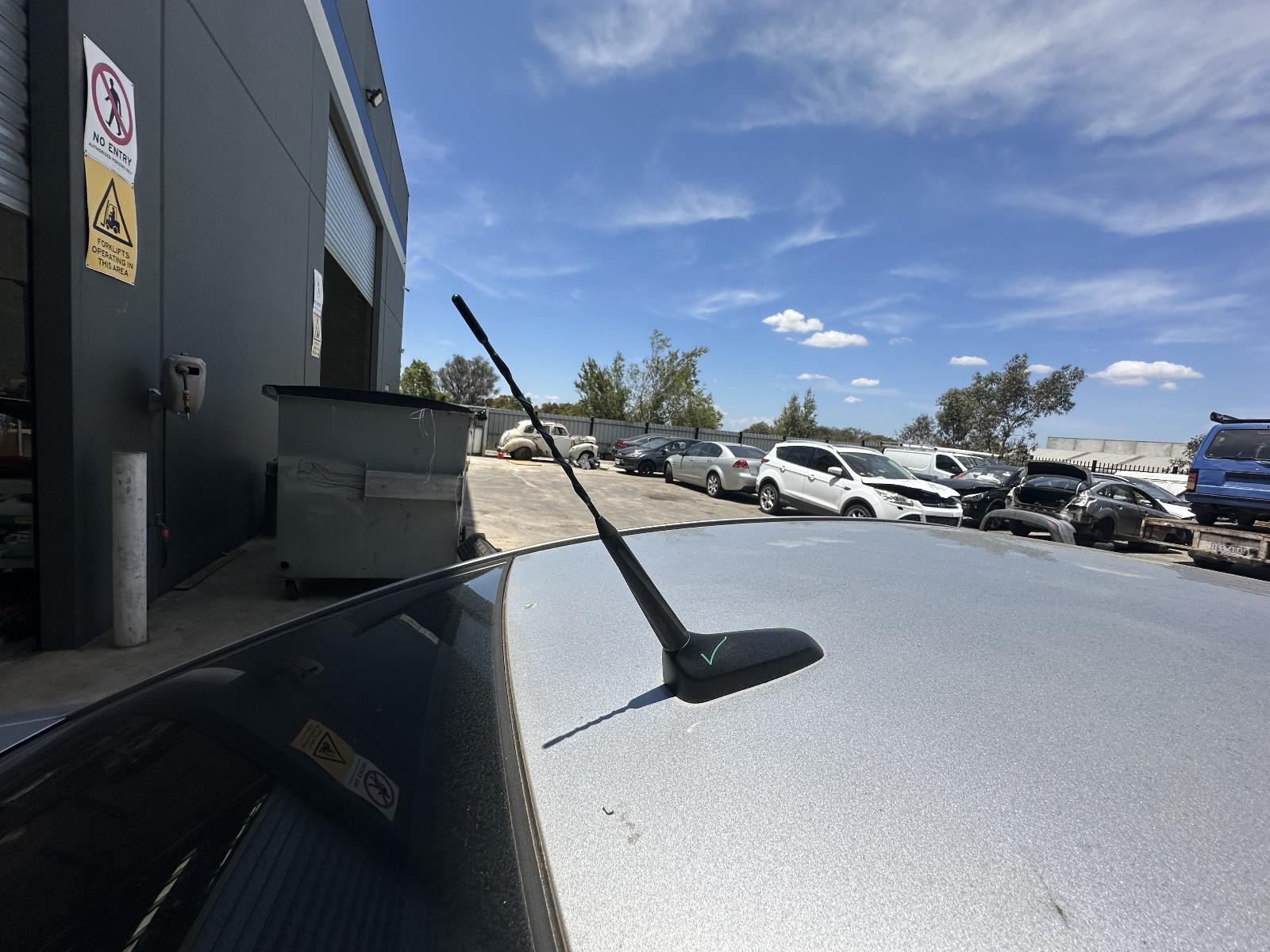 HOLDEN CRUZE JH 03/2011-01/2017 ANTENNA SATELLITE NAVIGATION UNIT TYPE