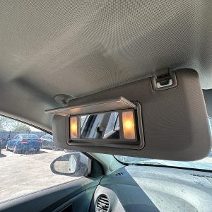 HOLDEN CRUZE JH 03/2011-01/2017 LEFT SIDE SUN VISOR WITH LIGHT TYPE