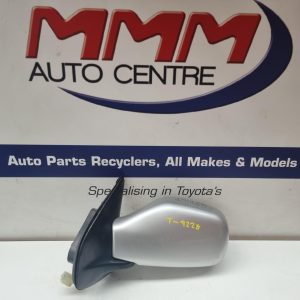HOLDEN CRUZE LEFT DOOR MIRROR YG, POWER, COLOUR CODED COVER/BLACK ARM, 06/02-12/