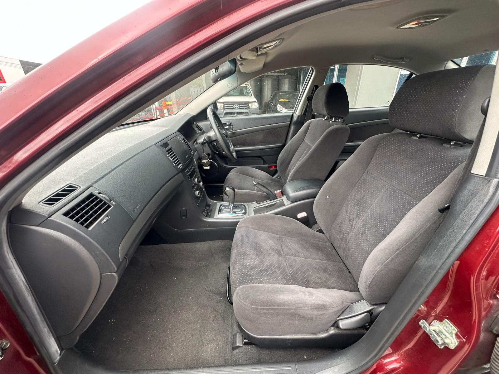 HOLDEN EPICA EP 02/2007-12/2011 RIGHT REAR DOOR SHELL - Image 11