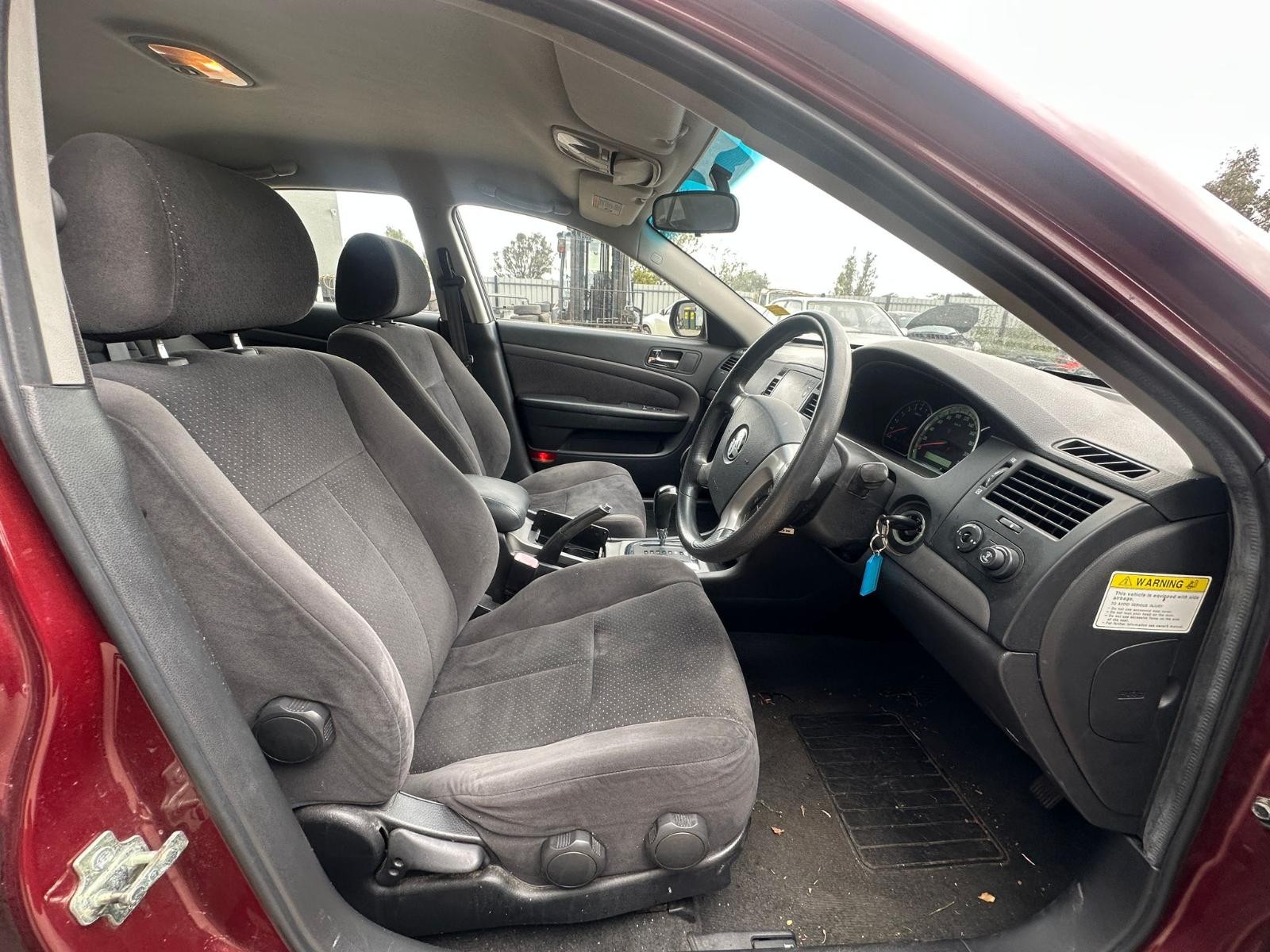 HOLDEN EPICA EP 02/2007-12/2011 RIGHT REAR DOOR SHELL - Image 10