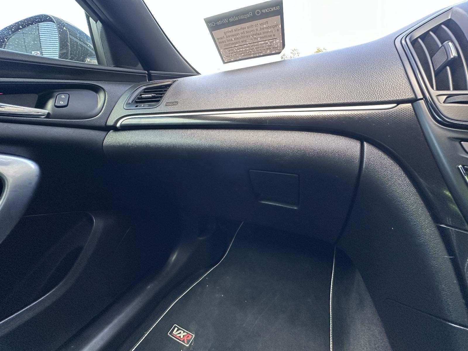 HOLDEN INSIGNIA GA 02/2015-01/2017 GLOVE BOX