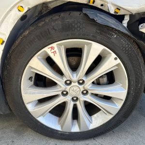 HOLDEN TRAX TJ SERIES 10/2016-12/2020 RIGHT FRONT WHEEL ALLOY FACTORY 18X7IN