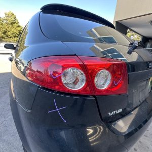 HOLDEN VIVA JF 10/2005-04/2009 LEFT SIDE REAR GARNISH TAILGATE LAMP HATCHBACK