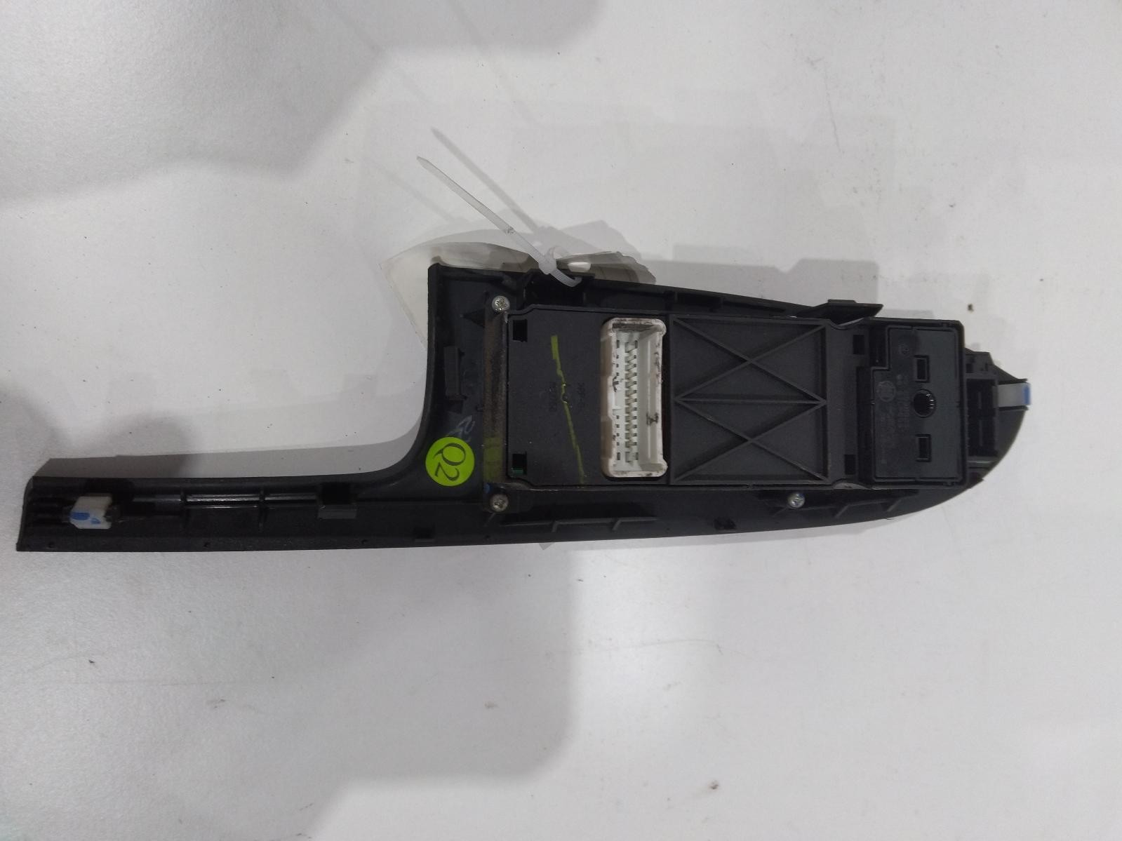 HONDA ACCORD 09/2003-10/2007 RIGHT FRONT POWER WINDOW MASTER SWITCH 35750SDAQ04 - Image 3