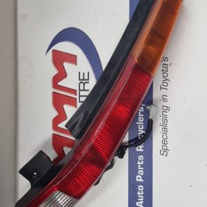 HONDA CRV RIGHT TAILLIGHT RD7, IN BODY, 12/01-10/04 01 02 03 04