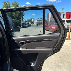 HYUNDAI SANTA FE CM 11/2005-06/2012 RIGHT REAR INNER DOOR HANDLE SILVER