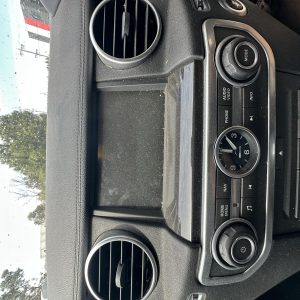 LAND ROVER DISCOVERY L319 10/09-12/16 HEAD UNIT/DRIVE ANALOGUE AUDIO BASE AUDIO