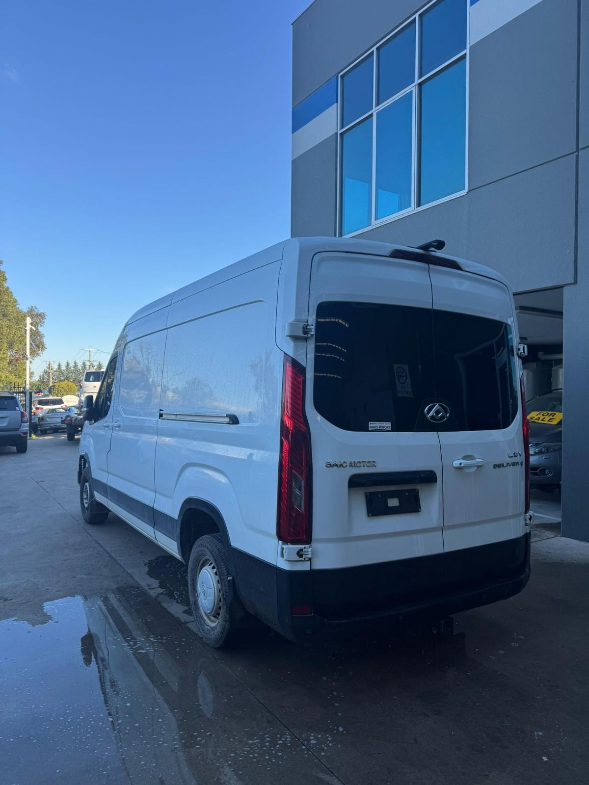 LDV DELIVER 9 2020-2026 BOOTLID/TAILGATE BARN DOOR (LH SIDE), MID ROOF, 07/20- - Image 3