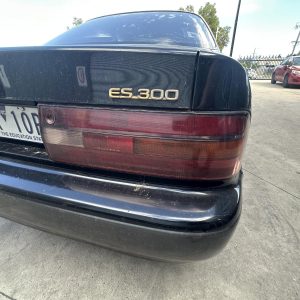 LEXUS ES300 VCV10 06/1992-09/1996 RIGHT TAILLIGHT ORANGE FLASHER 8155033060