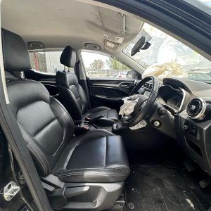 MG ZS AZS1 09/2017-2025 IGNITION WITH KEY