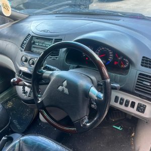 MITSUBISHI GRANDIS BA 06/2004-03/2010 STEERING WHEEL