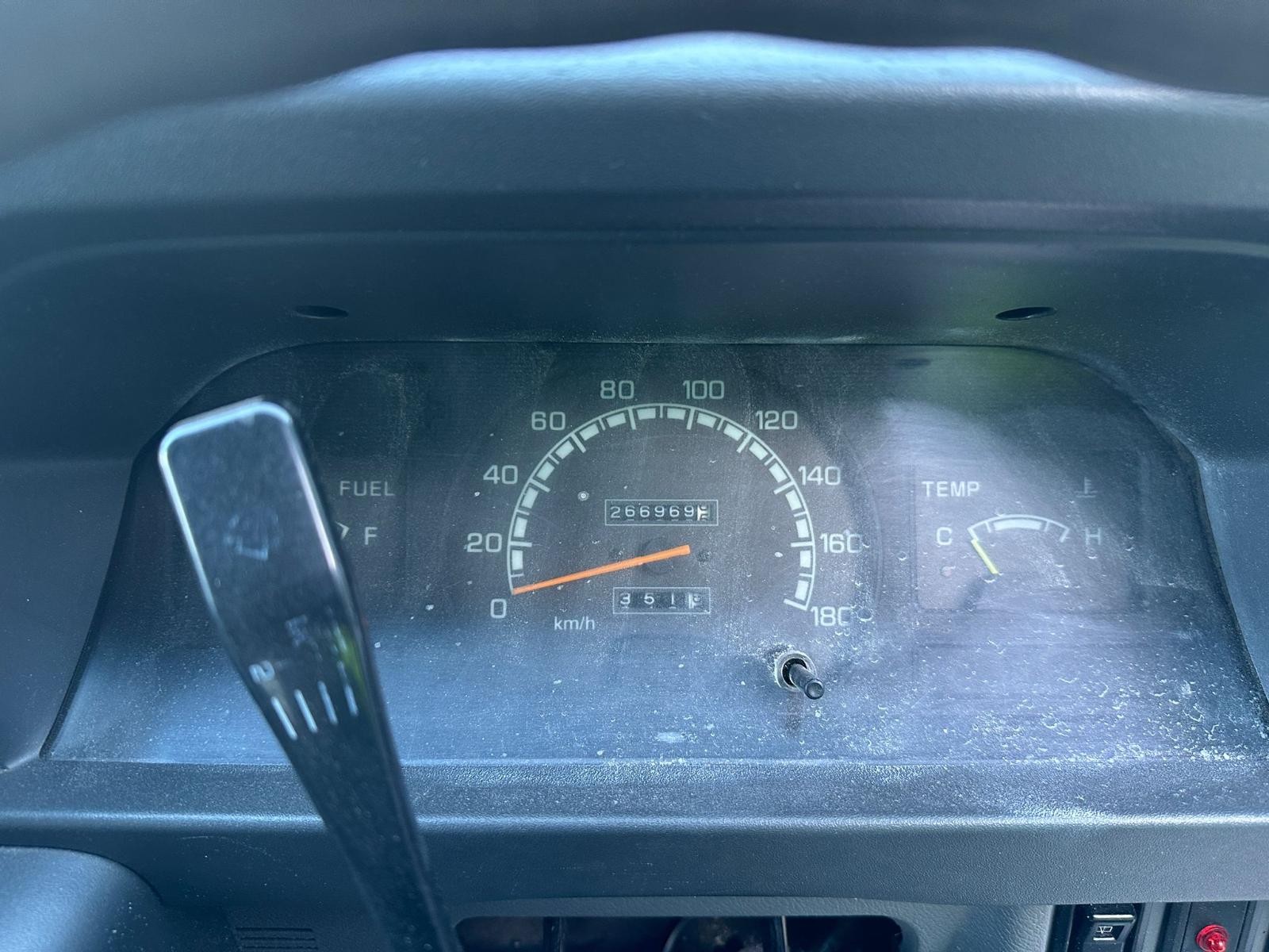 MITSUBISHI L300 SK-SJ 09/1994-12/2013 LEFT FRONT DOOR TRIM MANUAL - Image 11