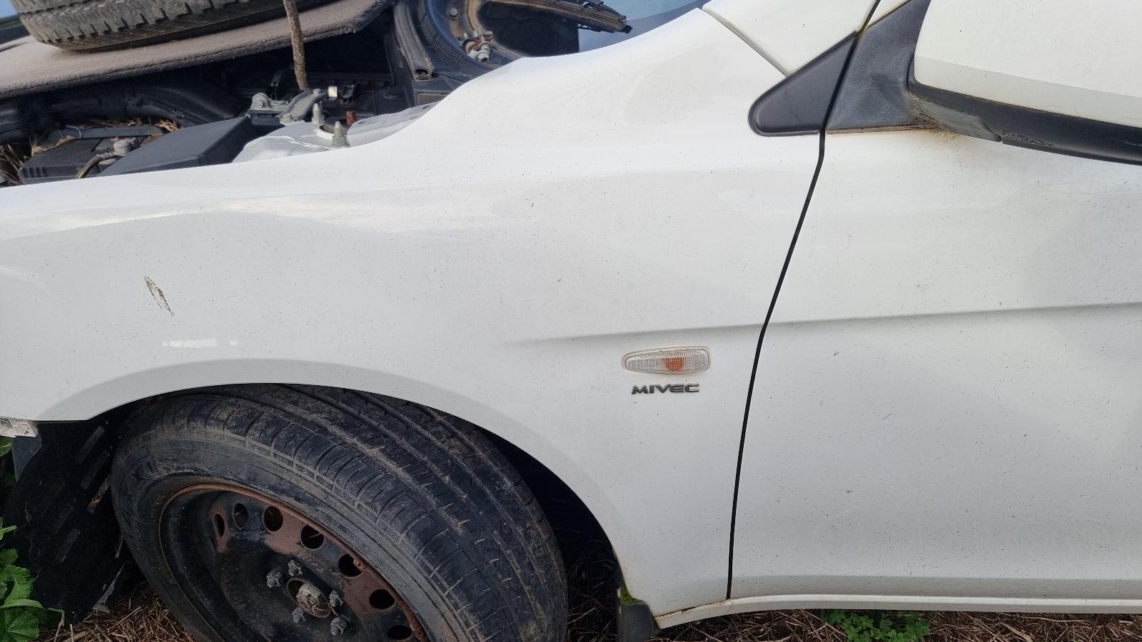 MITSUBISHI LANCER CJ 09/200710/2015 WASHER BOTTLE MMM Auto Centre