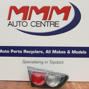 MITSUBISHI LANCER REAR GARNISH BOOTLID LAMP (LH SIDE), CJ-CF, SEDAN, BLACK INSER