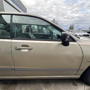 MITSUBISHI MAGNA TL-TW 07/2003-08/2005 RIGHT FRONT DOOR SHELL