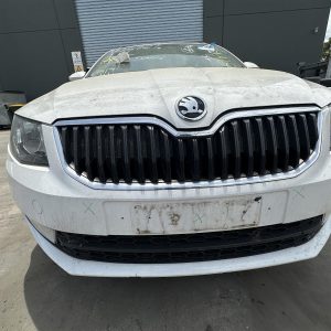 SKODA OCTAVIA NE 09/2013-02/2017 RADIATOR GRILLE IN BUMPER STANDARD