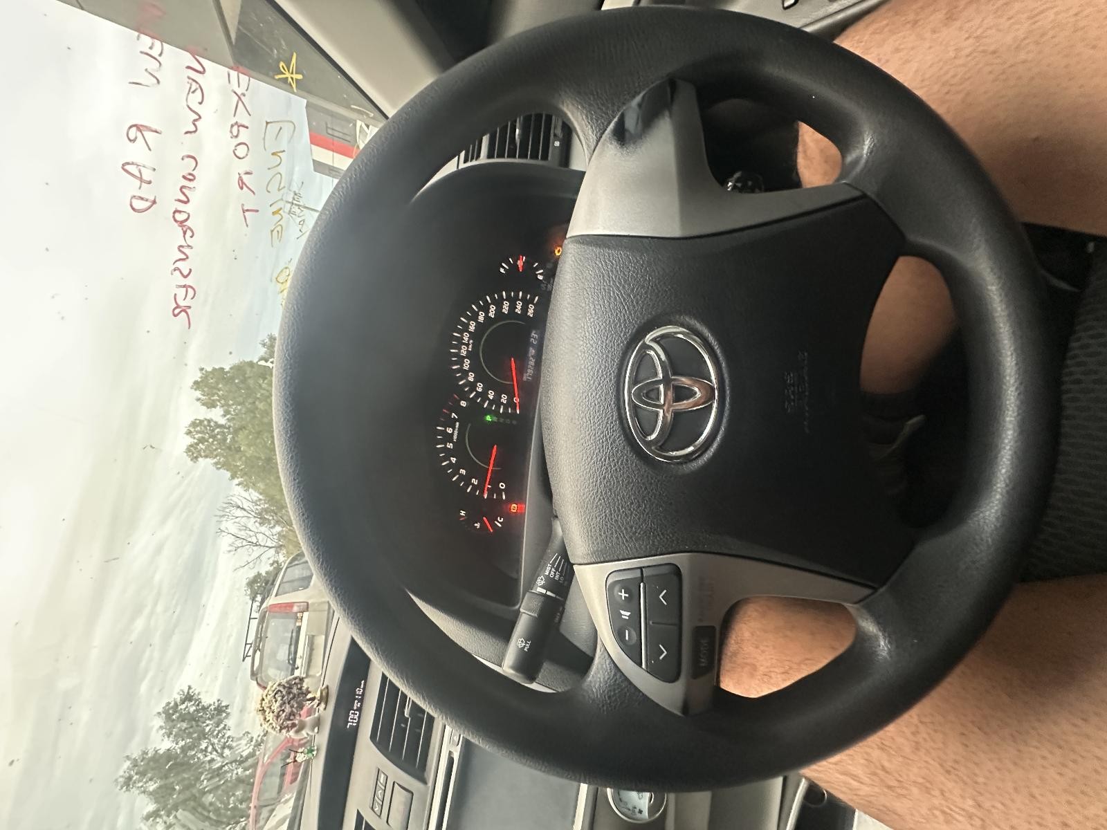 TOYOTA AURION GSV40R 10/2006-03/2012 GLOVE BOX - Image 13