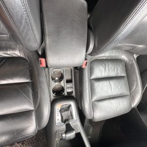 VOLKSWAGEN TIGUAN 5N 05/2008-08/2016 CONSOLE BLACK WITH LEATHER ARMREST TYPE