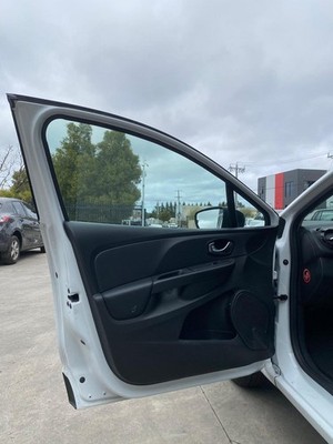 RENAULT CLIO X98 09/2013-10/2019 LEFT FRONT WINDOW REGULATOR/MOTOR 807213867R