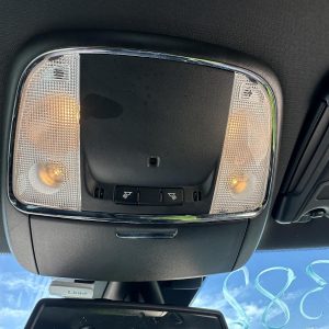 CHRYSLER 300C LX2 12/2011-12/2021 COURTESY LIGHT