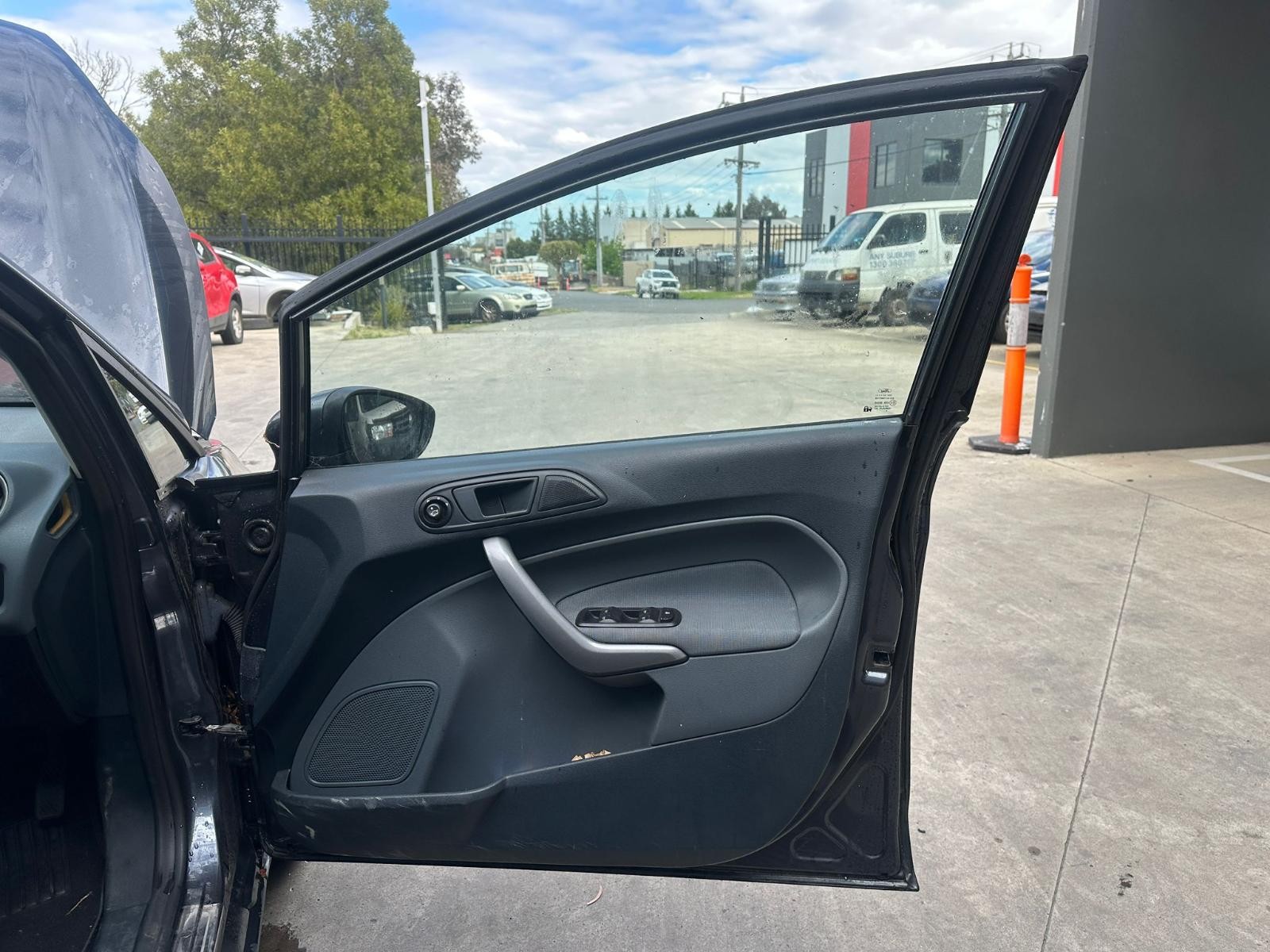 FORD FIESTA 2008-2013 DOOR TRIM RH FRONT, WS-WT, STANDARD TYPE, 07/08-08/13