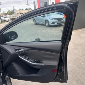 FORD FOCUS LW 05/2011-08/2015 RIGHT FRONT DOOR TRIM SPORT/TITANIUM