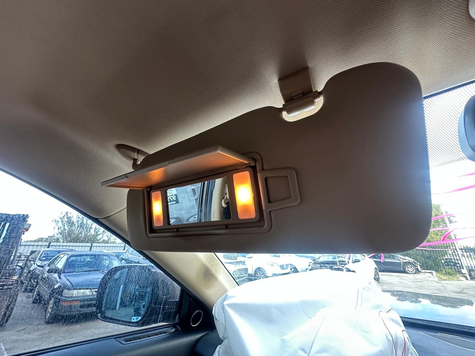 HAVAL H6 07/2016-01/2021 LEFT SIDE SUN VISOR