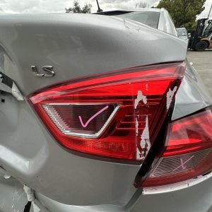 HOLDEN ASTRA BL 05/17-12/20 RIGHT SIDE REAR GARNISH BOOTLID LAMP NON LED TYPE