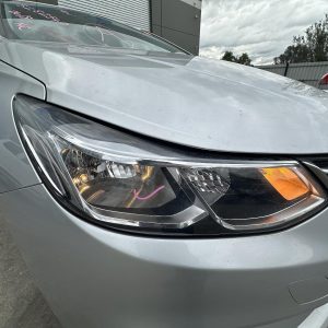 HOLDEN ASTRA BL 05/2017-12/2020 RIGHT HEADLAMP HALOGEN TYPE SEDAN