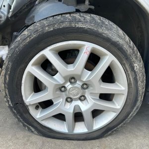 HOLDEN CAPTIVA 5 CG 01/2011-06/2018 LEFT FRONT WHEEL ALLOY FACTORY 18X7IN