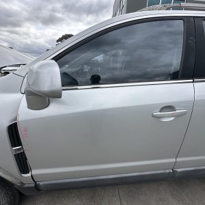 HOLDEN CAPTIVA CG 01/2011-06/2018 LEFT FRONT DOOR WINDOW PRIVACY