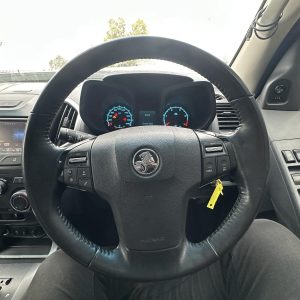 HOLDEN COLORADO RG 10/2013-12/2020 STEERING WHEEL LEATHER