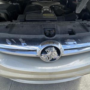 HOLDEN COMMODORE 2006-2010 GRILLE RADIATOR GRILLE, VE, SEDAN/WAGON, BERLINA/LUMI