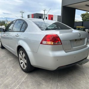 HOLDEN COMMODORE VE 08/2006-05/2013 BOOTLID HINGES PAIR SEDAN