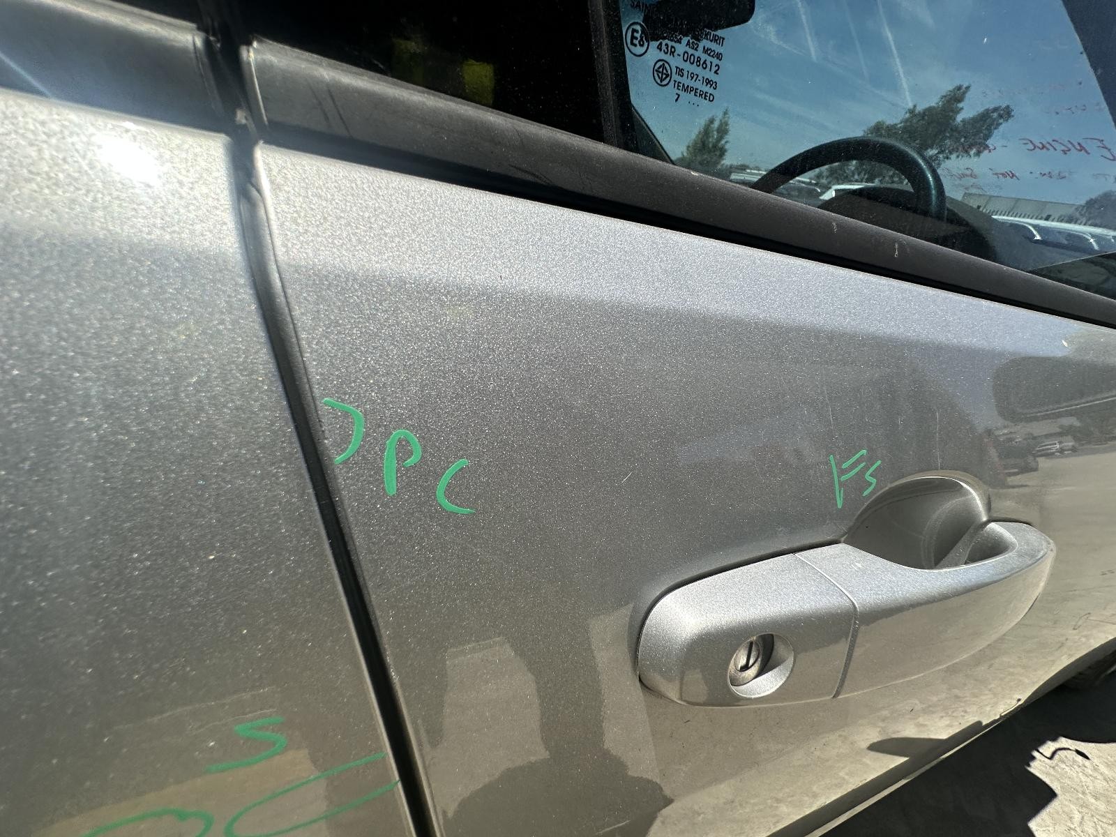 HOLDEN COMMODORE VE 08/2006-05/2013 RIGHT FRONT DOOR SHELL SEDAN - Image 13