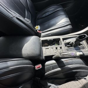 HOLDEN COMMODORE VZ 08/2006-05/2013 CONSOLE LID