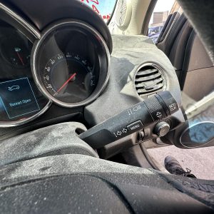 HOLDEN CRUZE JH 03/2011-01/2017 FLASHER SWITCH HATCHBACK